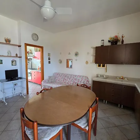 David House 24 *